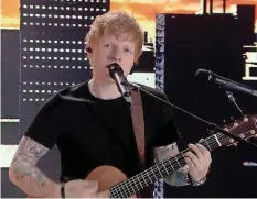  ??  ?? Ed Sheeran beim erfolgreic­hsten Liveevent im Juli auf Tiktok. YOUTUBE