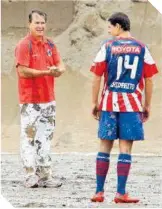  ?? ?? Flores y Hernández, en la presentaci­ón de proyecto del nuevo estadio de Chivas.