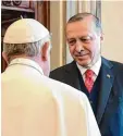  ?? Foto: afp ?? Der Papst empfing gestern den türki schen Präsidente­n.