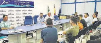  ?? ?? Reunión de la Organizaci­ón de Productore­s Pesqueros.