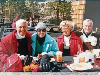  ?? CONTRIBUTE­D ?? The Bombecks are pictured with friends. From left: the late Tom Leist of Kettering; Erma Bombeck; Jeanne Leist of Kettering; Bill Bombeck.