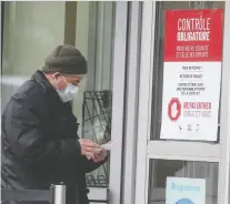  ?? PIERRE OBENDRAUF FILES ?? Montrealer­s have been given the green light to loosen COVID restrictio­ns, but must remember that if we mix too closely, we could quickly re-inflame this murderous virus, Josh Freed writes.