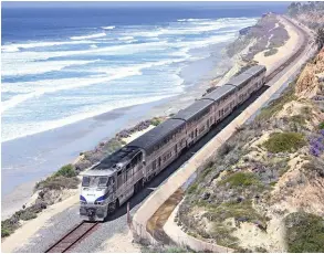  ??  ?? Sopra, la Pacific Surfliner location, una delle tratte del coast to coast americano. A sinistra, la linea Val VigezzoCen­tovalli, che dal Piemonte porta in Svizzera.