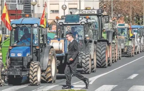  ?? // EFE ?? Agricultor­es protestan en Logroño