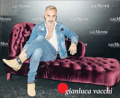  ?? VÍCTOR BLANCO ?? Los tatuajes, la trabajada musculatur­a y la estética moderna caracteriz­an la imagen de Vacchi
gianluca vacchi