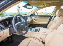  ??  ?? The driver’s seat can be set to back all the way up when you turn off the ignition, making it easier to get out and then in – especially if a smaller “co-driver” was the last to leave the car. It will, when the ignition is turned on return to the...