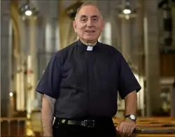  ??  ?? Le père Jean-Louis Giordan, associé durant  ans au destin de la basilique Notre-Dame, ne peut pas pardonner à un fanatique. (Photo d’archives O. F.)