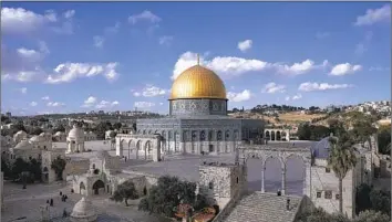  ?? Mahmoud Illean Associated Press ?? THE CONTENTIOU­S site in Jerusalem’s Old City, known to Jews as Temple Mount, includes Al Aqsa Mosque, revered by Muslims. A visit by ultranatio­nalist Itamar Ben-Gvir unnerved Israel’s enemies and allies.