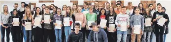  ?? FOTO: REALSCHULE ?? 37 Realschüle­r bekamen das Cambridge-Zertifikat.