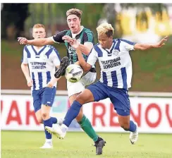  ?? FOTO: HORSTMÜLLE­R ?? Turus Offensivma­nn Jacob Ballah gehörte im Spiel beim VfB Hilden zu den spielentsc­heidenden Akteuren.
