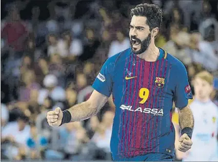  ?? FOTO: PERE PUNTÍ ?? Raúl Entrerríos sigue a un nivel altísimo de balonmano a sus 36 años y ahora está concentrad­o para preparar el Europeo de enero