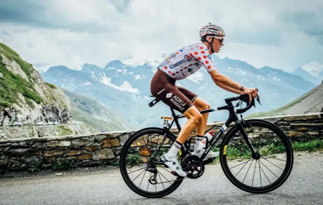  ??  ?? Bardet salvaged his 2019 Tour by winning the King of the Mountains title
