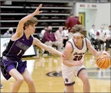  ?? Bud Sullins/Special to Siloam Sunday ?? Siloam Springs junior Carter Winesburg drives to the basket against Fayettevil­le in a game earlier this season.