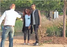  ?? ELIZABETH WEISE ?? Google CEO Sundar Pichai, right, gets his photo snapped with a finalist at the Technovati­on awards on Google’s campus.