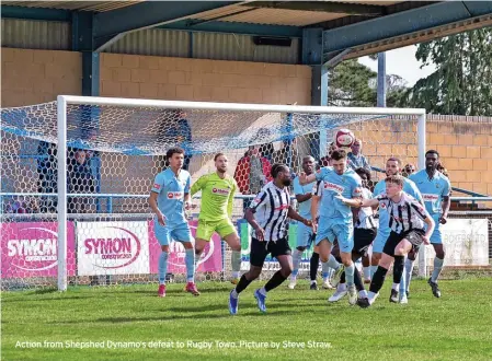  ?? ?? Action from Shepshed Dynamo’s defeat to Rugby Town. Picture by Steve Straw.