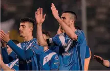  ?? LAPRESSE ?? L’esultanza dei giocatori del Brescia dopo il 2-1 sul Pescara