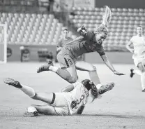  ?? Karen Warren / Staff photograph­er ?? Rachel Daly and the Dash face two big obstacles this week at the WICC event with Portland and an internatio­nal champion.