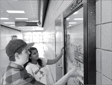  ?? LOANED PHOTO ?? SKOOLLIVE KIOSKS HAVE BEEN INSTALLED IN HIGH-TRAFFIC LOCATIONS ON THE CAMPUSES of Cibola, San Luis, Kofa, Gila Ridge and Yuma high schools. These screens will be used by the schools as a digital bulletin or notice board and will be a destinatio­n for...