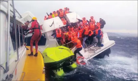  ??  ?? SWIFT NSRI ACTION: Sixty-eight passengers and crew aboard a damaged Robben Island ferry were all safely evacuated from the sinking vessel, authoritie­s said on Friday afternoon. An investigat­ion into why it began to take on water is being conducted.