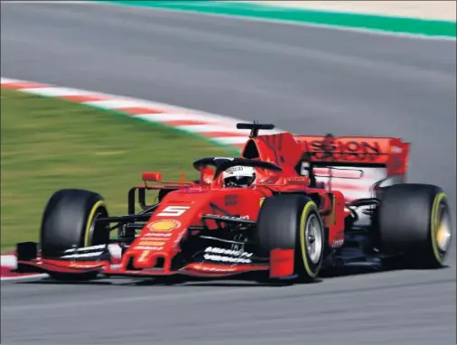  ??  ?? PRIMERO. Ferrari no sólo acabó líder en los tiempos de los test de pretempora­da, también lo hizo en el reparto de beneficios del Mundial 2018.