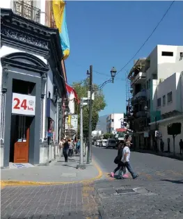  ?? APOLONIA AMAYO ?? Calles del centro de la ciudad de Tehuacán.