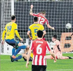  ?? FOTO: EFE ?? Berenguer firmó un doblete para el Athletic,