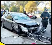  ?? ?? ¡Por detrás! El auto de los borrachos impactó por detrás al contingent­e de peregrinos.