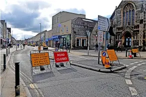  ??  ?? Keynsham High Street will remain closed until the late autumn