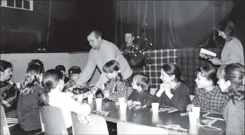  ??  ?? 01_B05twe04 On Tuesday the Brodick Youth Club enjoyed a Burns supper. There was no immortal memory, nor was there a toast to the lassies and there was no whisky. But the pipes did play, Burns was spoken of and it was a lot of fun for the many young...