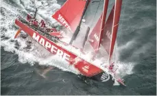  ??  ?? The Volvo 65 MAPFRE set an outright around the Isle of Wight monohull record in full-on conditions