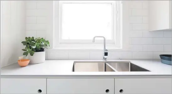  ?? Jodiejohns­on Getty Images/iStockphot­o ?? HOW CLEAN is your kitchen, really? Germs can gather in places you might not expect. When you’re cleaning, don’t just think “dishes.” The sink needs scrubbing too.