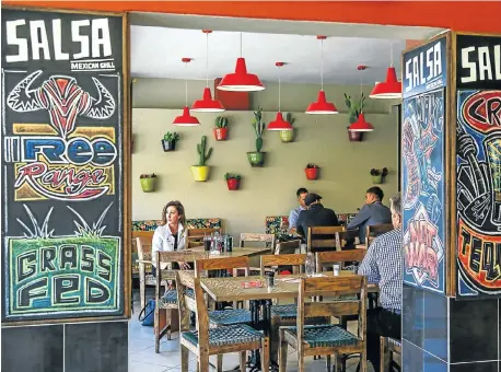  ?? Picture: SIMPHIWE NKWALI ?? ÁNDALE ÁNDALE: Salsa Mexican Grill in Fourways, Johannesbu­rg, caught the eye of Famous Brands, which plans to roll out more outlets