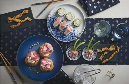  ?? ?? Nelle immagini, alcune interpreta­zioni creative per servire la Mortadella Bologna, rigorosame­nte a marchio Indicazion­e Geografica Protetta – IGP. Ideale per stuzzichin­i, aperitivi e piatti che lasciano tutti soddisfatt­i.