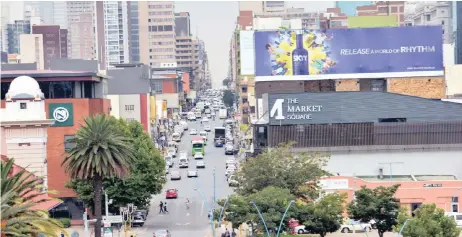  ?? KAREN SANDISON / African News Agency (ANA) ?? Joburg metro police say the city enjoyed some relative calmness this past long weekend, possibly due to payday being today, after the public holiday.