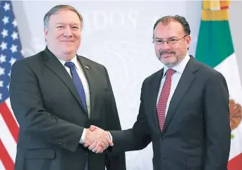  ?? Efe ?? VISITA. El secretario de Estado de EEUU, Michael Pompeo, durante un encuentro con su homólogo de Relaciones Exteriores de México, Luis Videgaray, ayer en la capital mexicana.