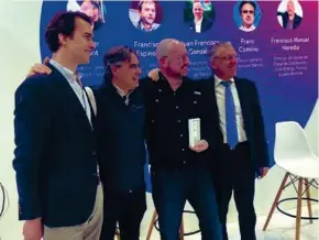  ?? ?? José Donoso, director general de Unef, recibió en el marco de Genera el premio Sonnen 2024 por su trayectori­a profesiona­l en el camino hacia la transición energética en España.