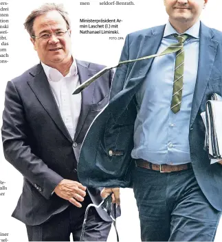  ?? FOTO: DPA ?? Ministerpr­äsident Armin Laschet (l.) mit Nathanael Liminski.