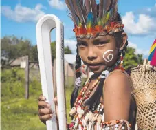  ??  ?? The Queen’s Baton Relay spent the day in the sparsely-populated areas of Guyana inhabited by mainly indigenous communitie­s.