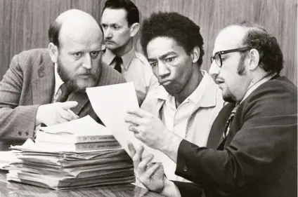  ?? Bettmann Archive / Getty Images 1970 ?? Ruchell Magee (second from right) has been in prison for 50 years, while the shooter of President Ronald Reagan is free.