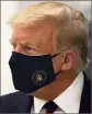  ?? Le président américain a mis longtemps avant d’accepter de porter le masque. (Photo AFP) ??