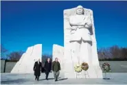  ?? SARAH SILBIGER/THE NEW YORK TIMES ?? President Donald Trump and Vice President Mike Pence visit the Martin Luther King, Jr. Memorial on Monday.