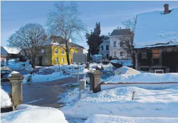  ?? FOTOS: DAVID SPECHT ?? Die bisher als Parkplatz genutzte Fläche in Wohmbrecht­s soll zu einem Dorfplatz werden.