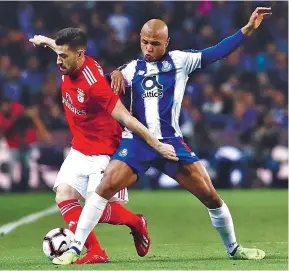  ??  ?? FC Porto destaca-se pelos golos que não sofre, o Benfica pelos que marca