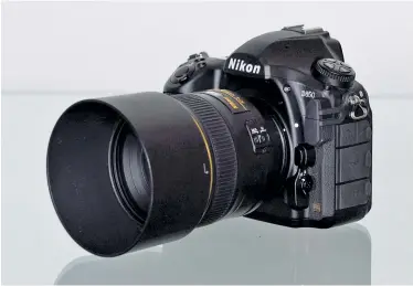  ?? Clemens Fabry ?? Ein deutliches Lebenszeic­hen von Nikon: die D850.