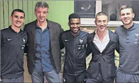  ?? FOTO: ATLÉTICO ?? Griezmann, hasta 2023 Gil Marín le visitó, fichó a Lemar y renovó a Lucas