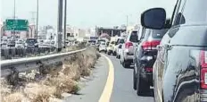  ?? Antonin Kélian Kallouche/Gulf News ?? Left: Traffic congestion on Hessa Street in Dubai at 4pm yesterday.