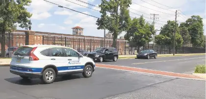  ?? TOM SHORTELL/THE MORNING CALL ?? The wide street and lack of posted speed limits likely encouraged drivers to go over the 25 mph speed limit on Chew Street outside the Allentown Fairground­s.