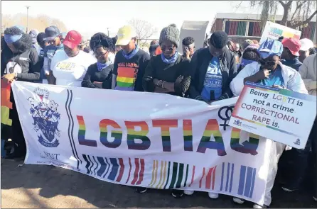  ?? PICTURES: MASABATA MKWANANZI ?? SUPPORT: Community Safety MEC Sizakele NkosiMalob­ane heads a LGBTI march in Sebokeng on Friday. Hundreds of people attended the event.