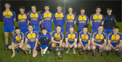  ??  ?? The Gusserane squad with the spoils of victory after a cracking contest in Tom Somers Park on Saturday.