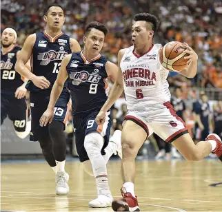  ??  ?? THE BARANGAY GINEBRA SAN MIGUEL KINGS and Meralco Bolts go at it for one last time in the PBA Governors’ Cup finals today.